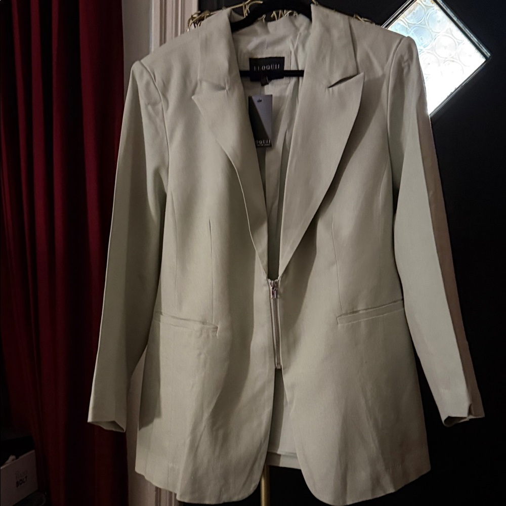 Eloquii Light Sage Green Blazer with Zip Front